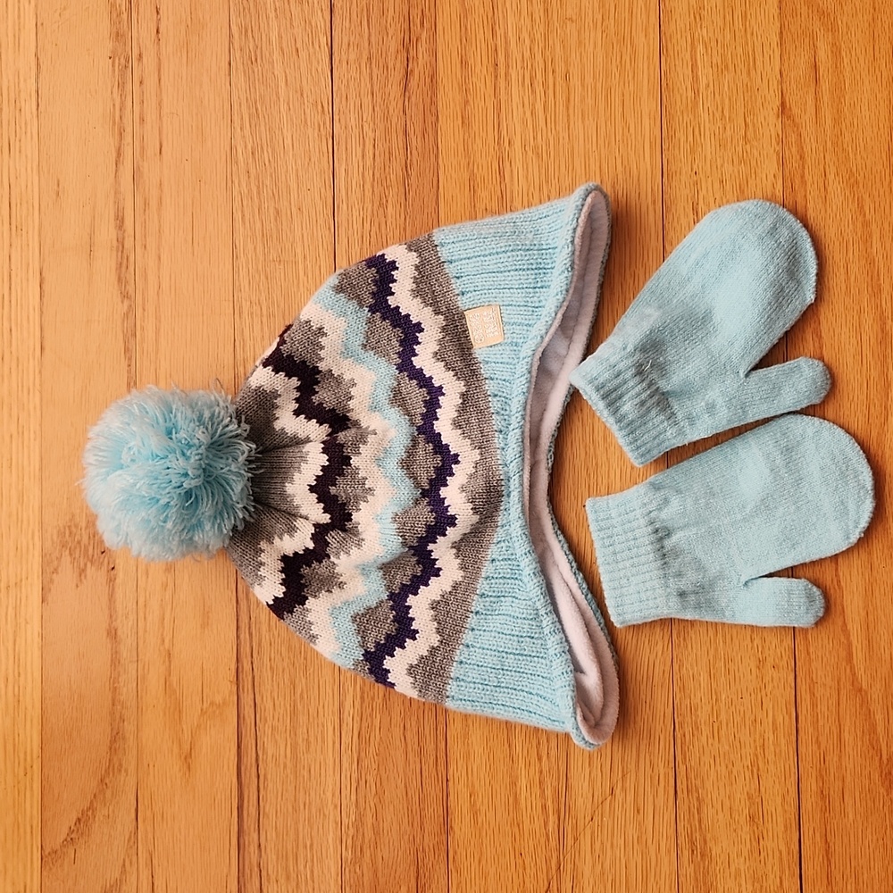 Excellent used condition toddler girls winter hat/gloves set 2T-3T